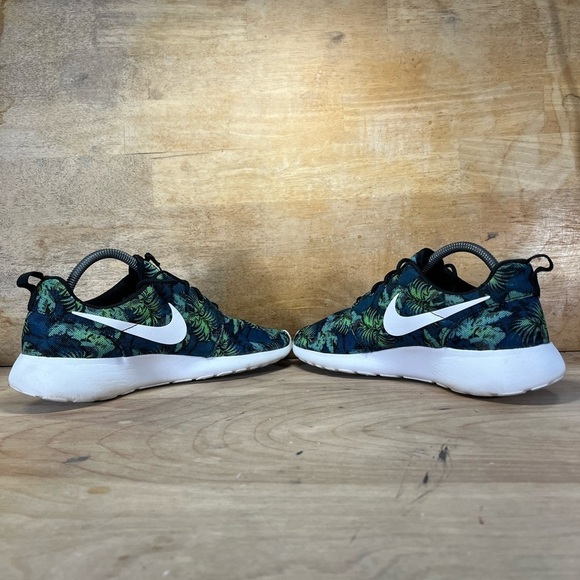 Nike Roshe Run Poison Green Palm Trees Mens Size 8 Running Shoes Sneakers Blue - Picture 5 of 8